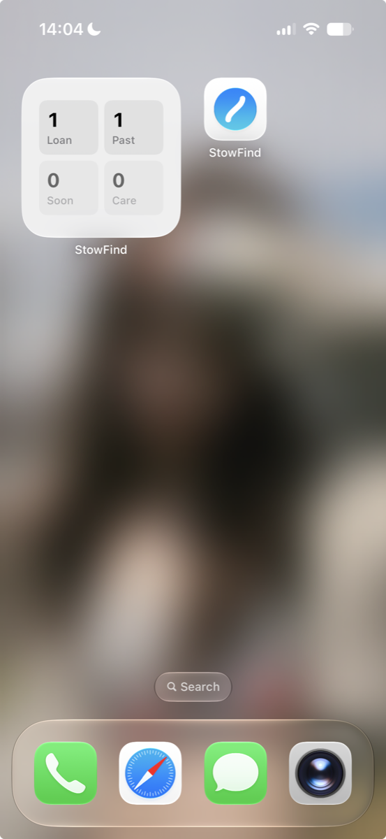 iPhone Home Screen with StowFind Status widget